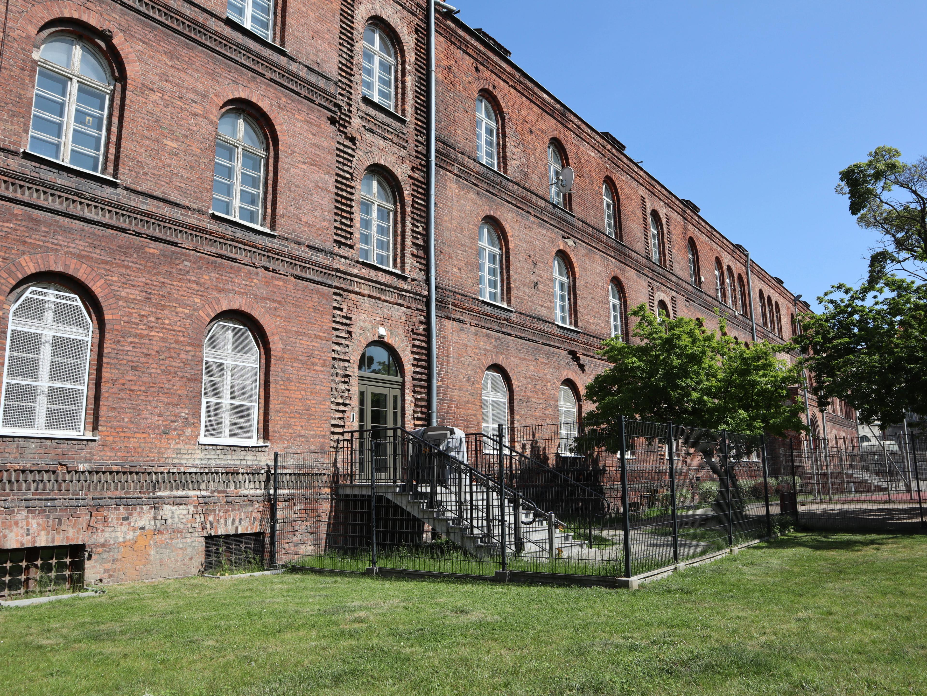 Side of the school Technical school No. 4